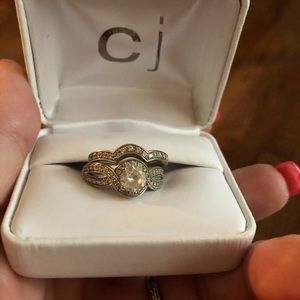 Sterling Silver Round Stone wedding ring